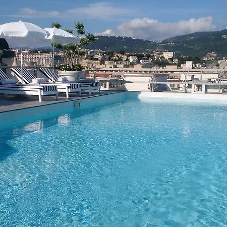 Boscolo Nice Hotel & Spa المظهر الخارجي الصورة Rooftop pool at the Hotel Carlton Cannes