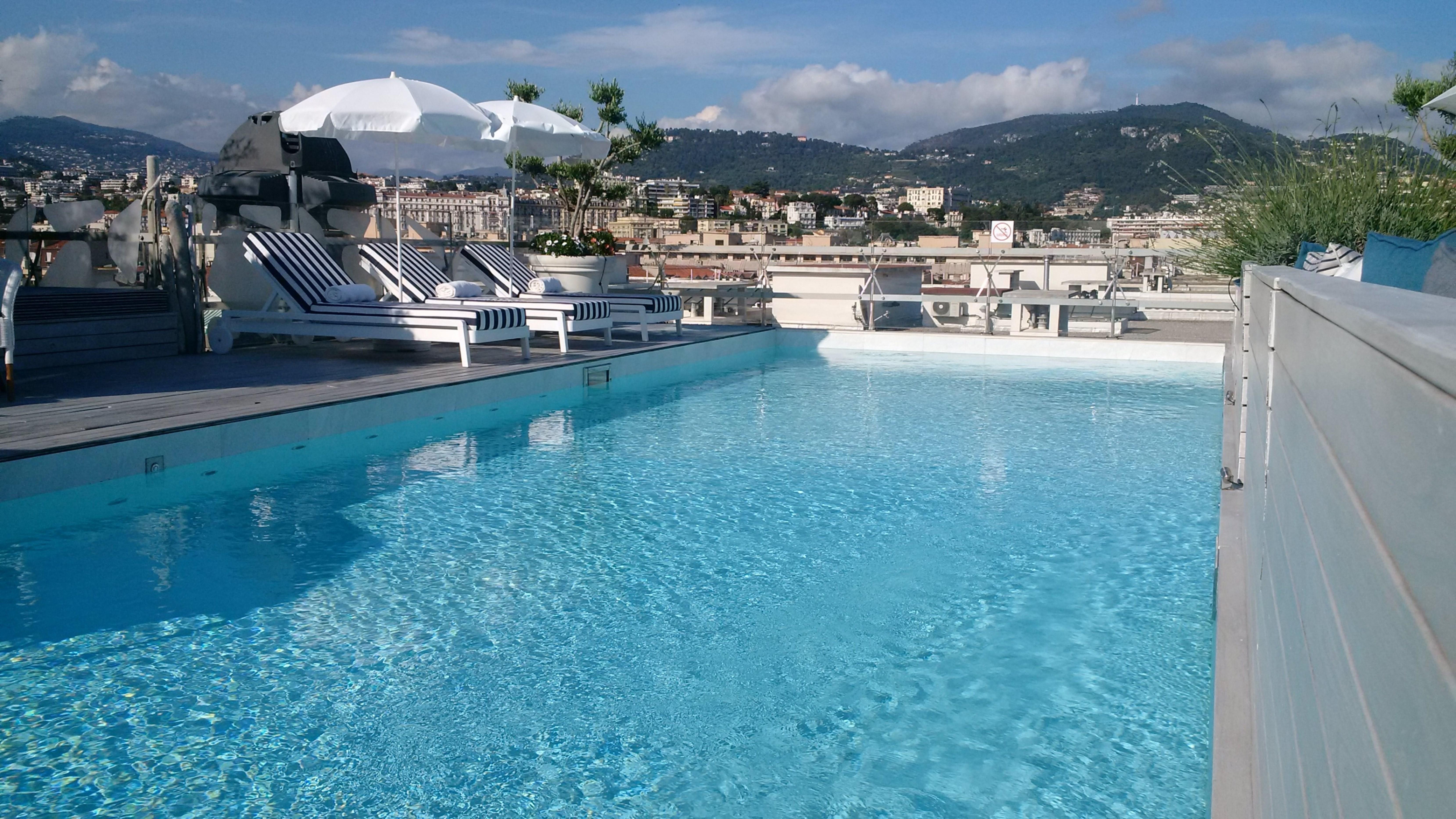 Boscolo Nice Hotel & Spa المظهر الخارجي الصورة Rooftop pool at the Hotel Carlton Cannes