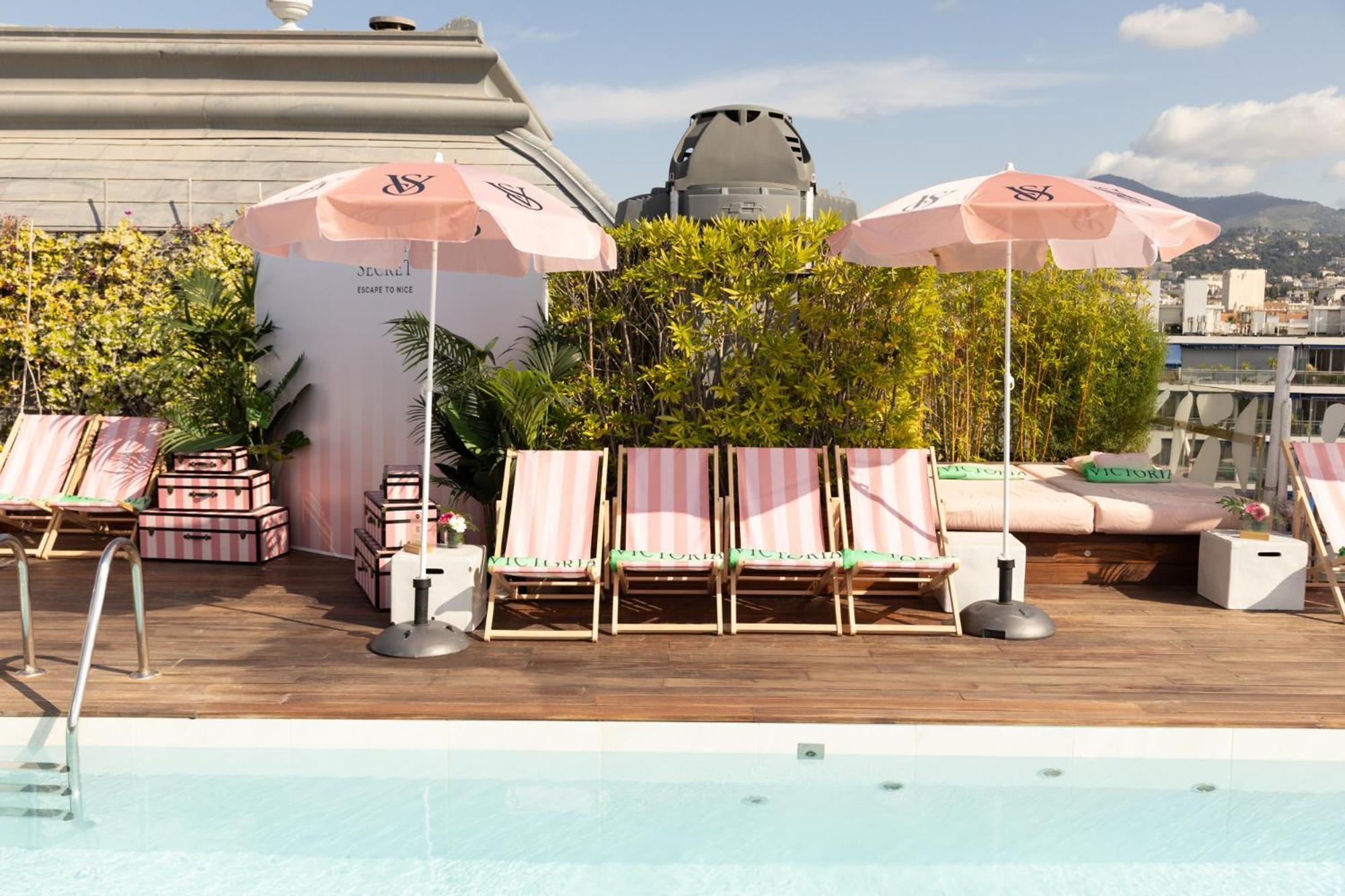 Boscolo Nice Hotel & Spa المظهر الخارجي الصورة The rooftop pool at the Hotel 57