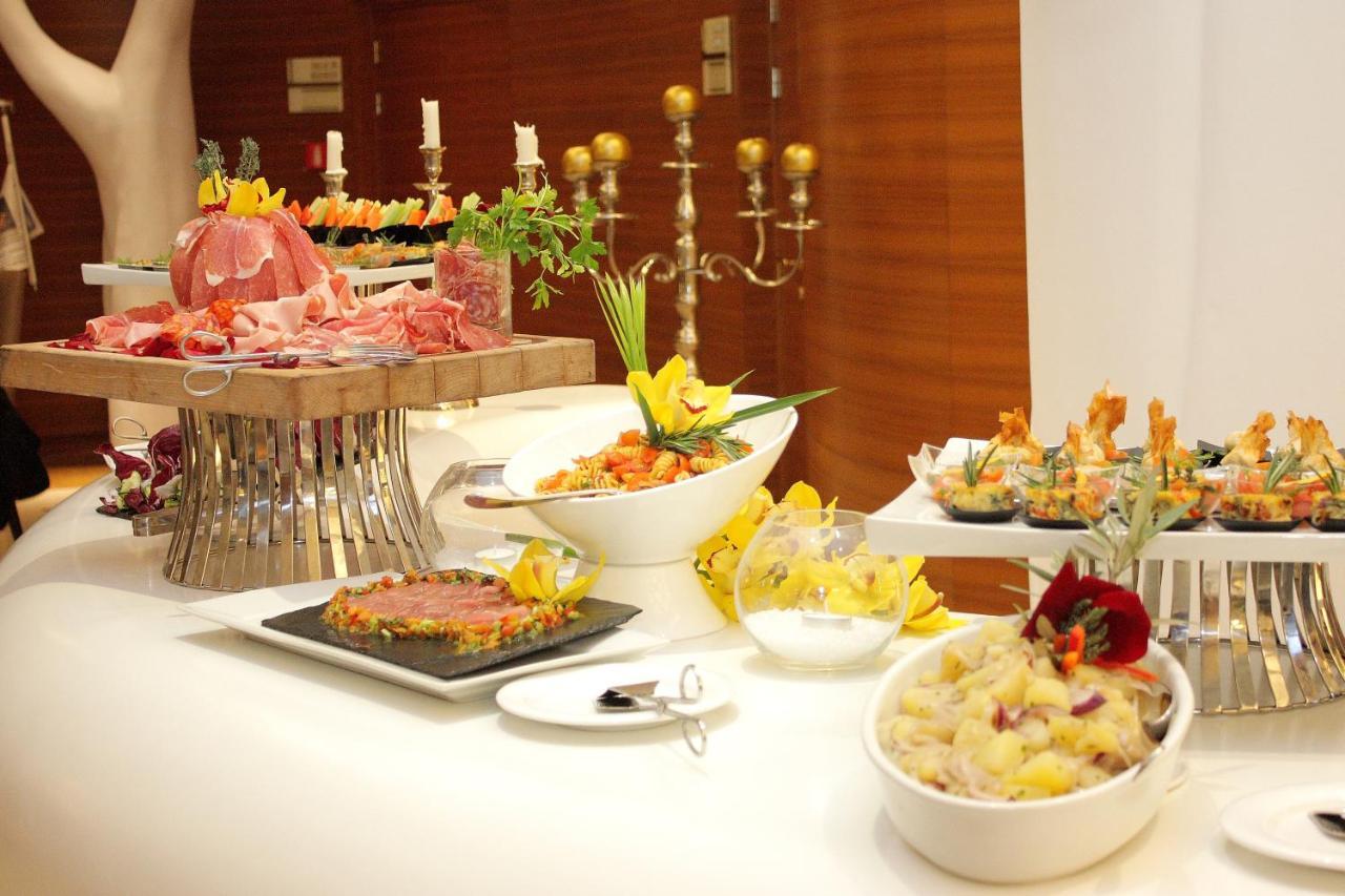 Boscolo Nice Hotel & Spa المظهر الخارجي الصورة A buffet